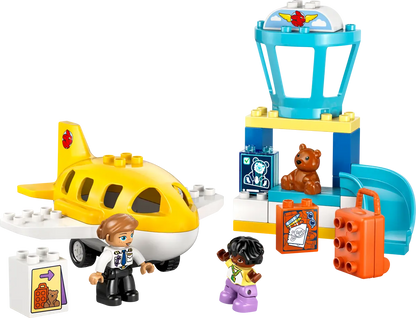 Duplo 10443 First Time at the Airport