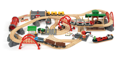 Brio Railway World Deluxe Set