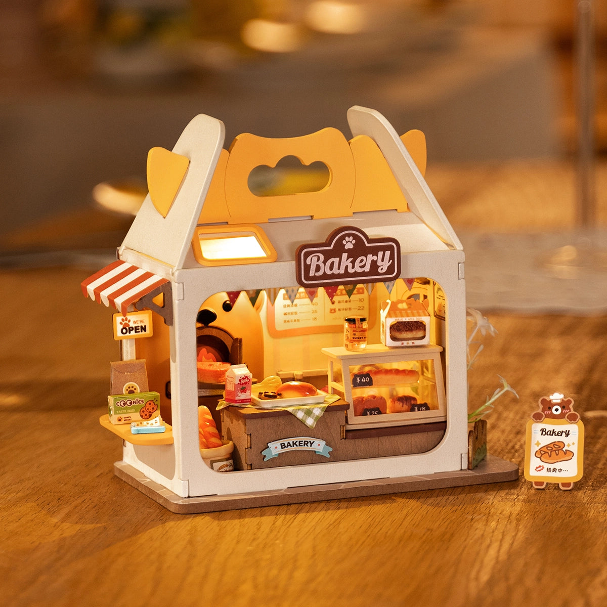 Miniature Teddy's Breadbox
