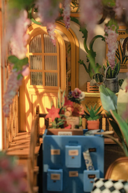Miniature Garden House