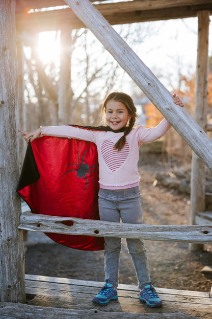 Rev Spider/Bat Flowing Cape, Size 5-6