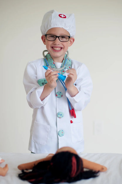 Green Doctor Set, Includes 6 Accessories, Size 3-4