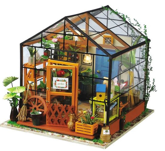 Miniature Cathy House