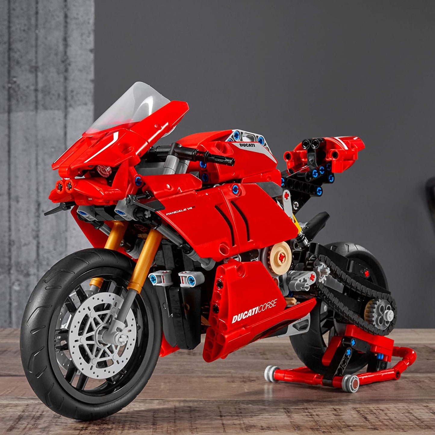 Ducati Panigale V4 R